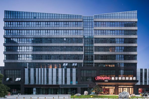 扬州扬子江希尔顿欢朋酒店