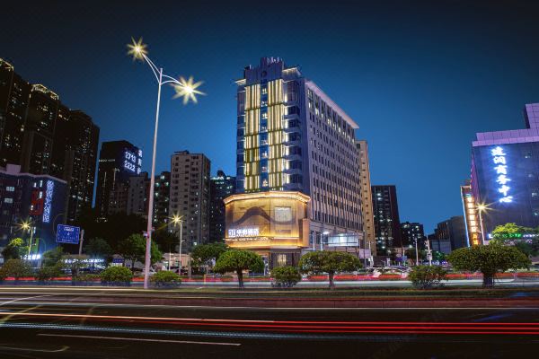 华怡酒店(深圳宝安坪洲地铁站店)