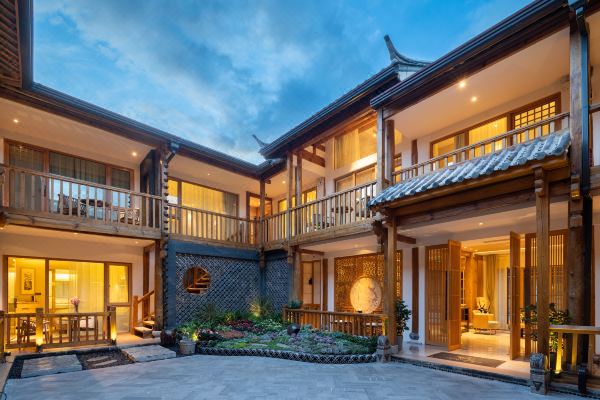 丽江呈忆趣映设计师酒店